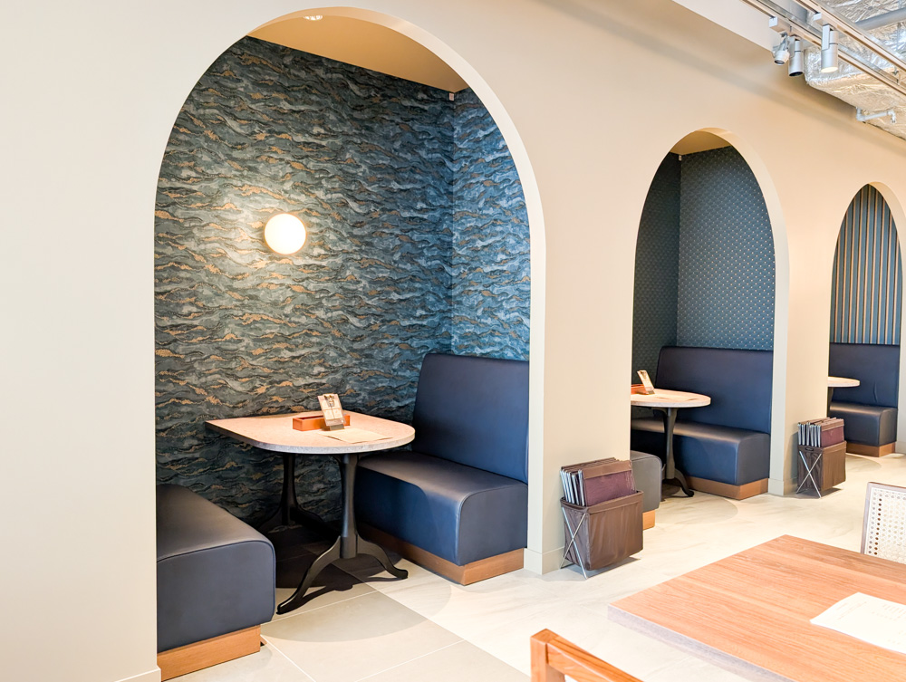 ランチもディナーも楽しめるRYUBO FOOD HALL(リウボウフードホール)がデパートリウボウ2Fにオープン!